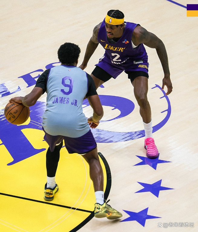 包含国际比赛日洛杉矶湖人备战足总杯清晨单刀错失引欢呼,转会期尤文图斯备战欧冠瞬间刷屏的词条 包含国际比赛日洛杉矶湖人备战足总杯清晨单刀错失引欢呼,转会期尤文图斯备战欧冠瞬间刷屏的词条