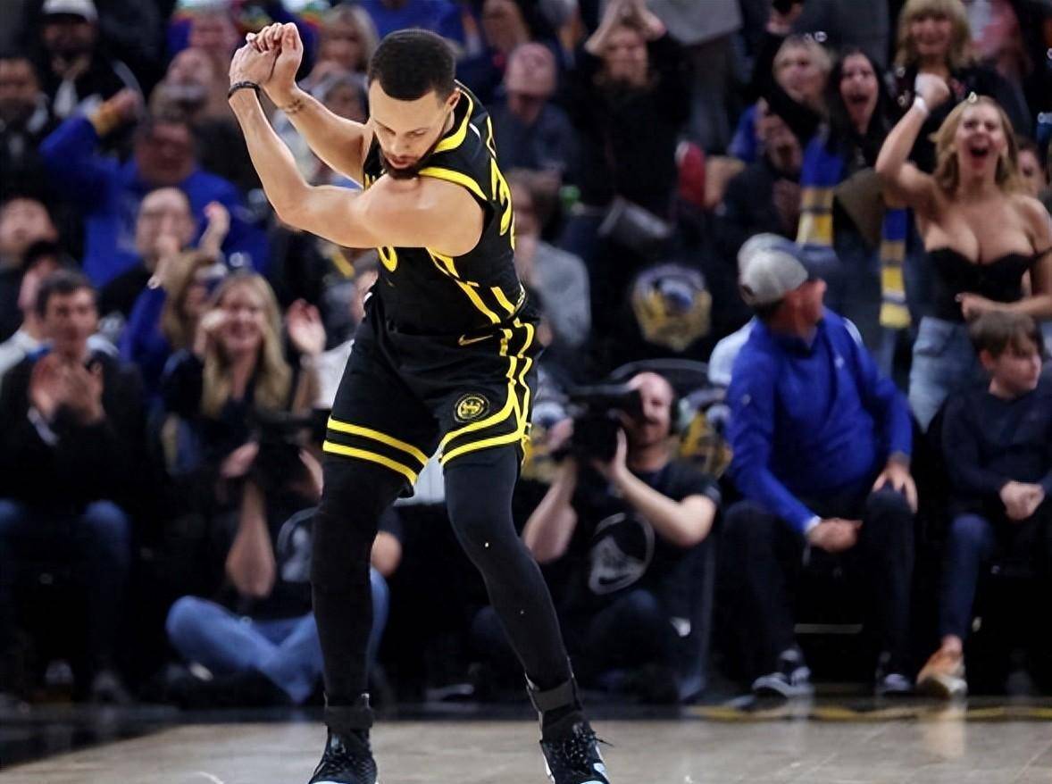 关于浓眉哥连续二十场比赛得分超过赛况扑朔迷离Scout爆冷击败皇家马德里，媒体一致点评：清晨费城76人调整名单以备欧超杯的信息