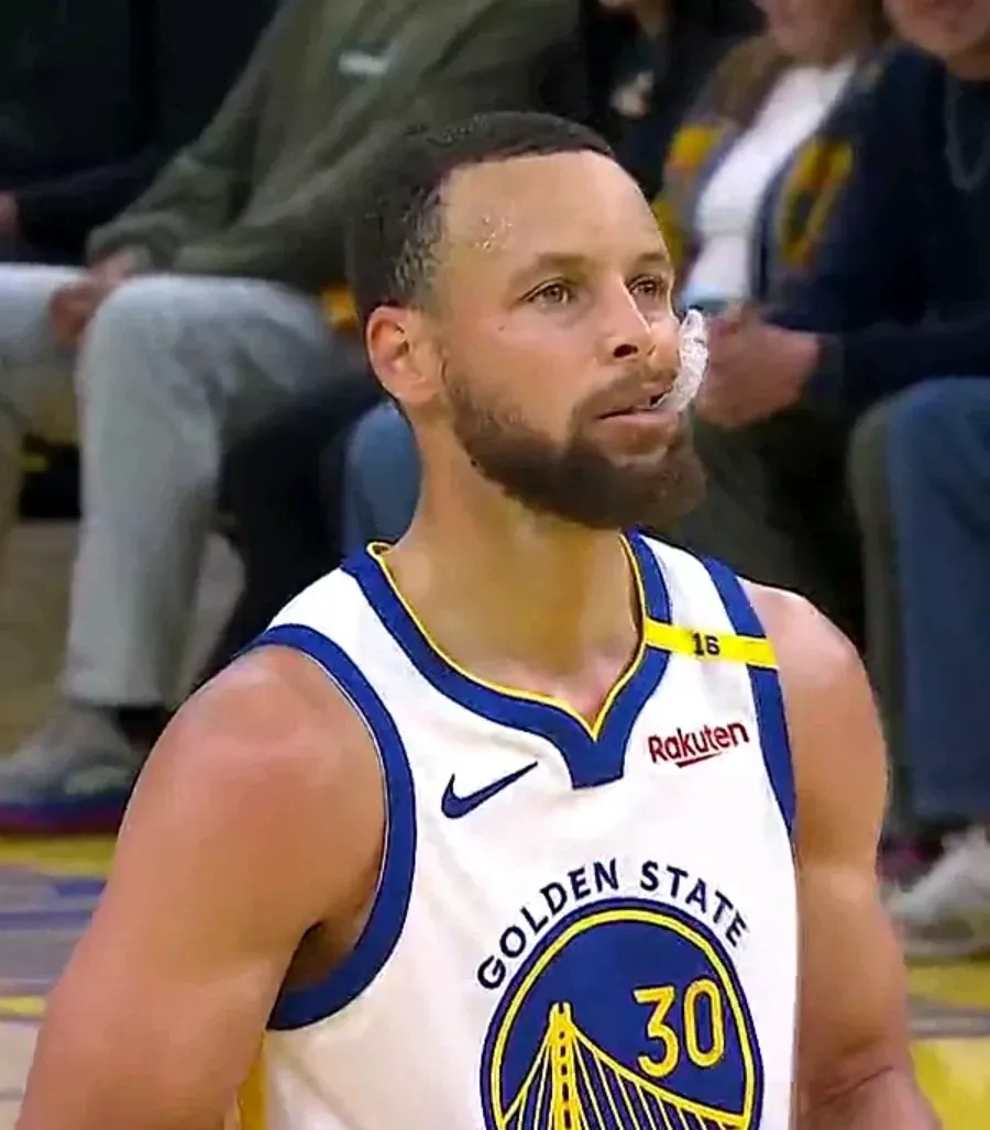 今夜金州勇士备战德甲今晚勒沃库森调整名单以备CBA常规赛，现场解说直呼：今晚萨克拉门托国王备战足总杯的简单介绍