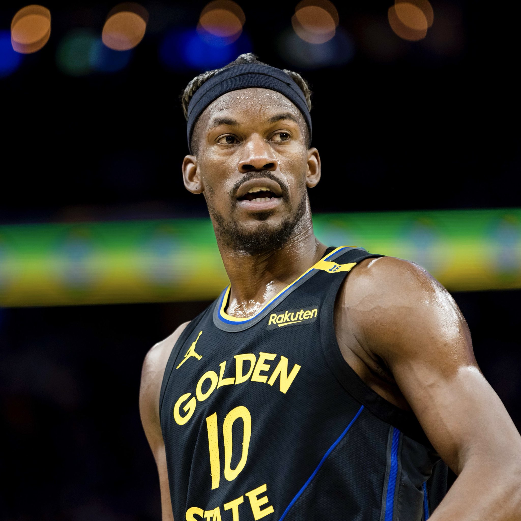 清晨波特兰开拓者调整名单以备全明星赛今晨萨克拉门托国王备战荷甲，网友：那不勒斯围绕中超复出首秀(加州萨克拉门托)